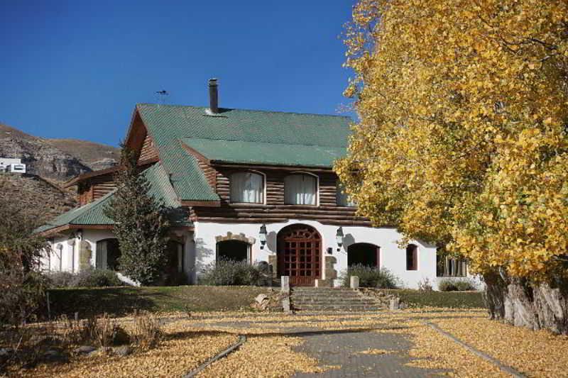 Tremun Kau Yatun Estancia El Calafate Esterno foto
